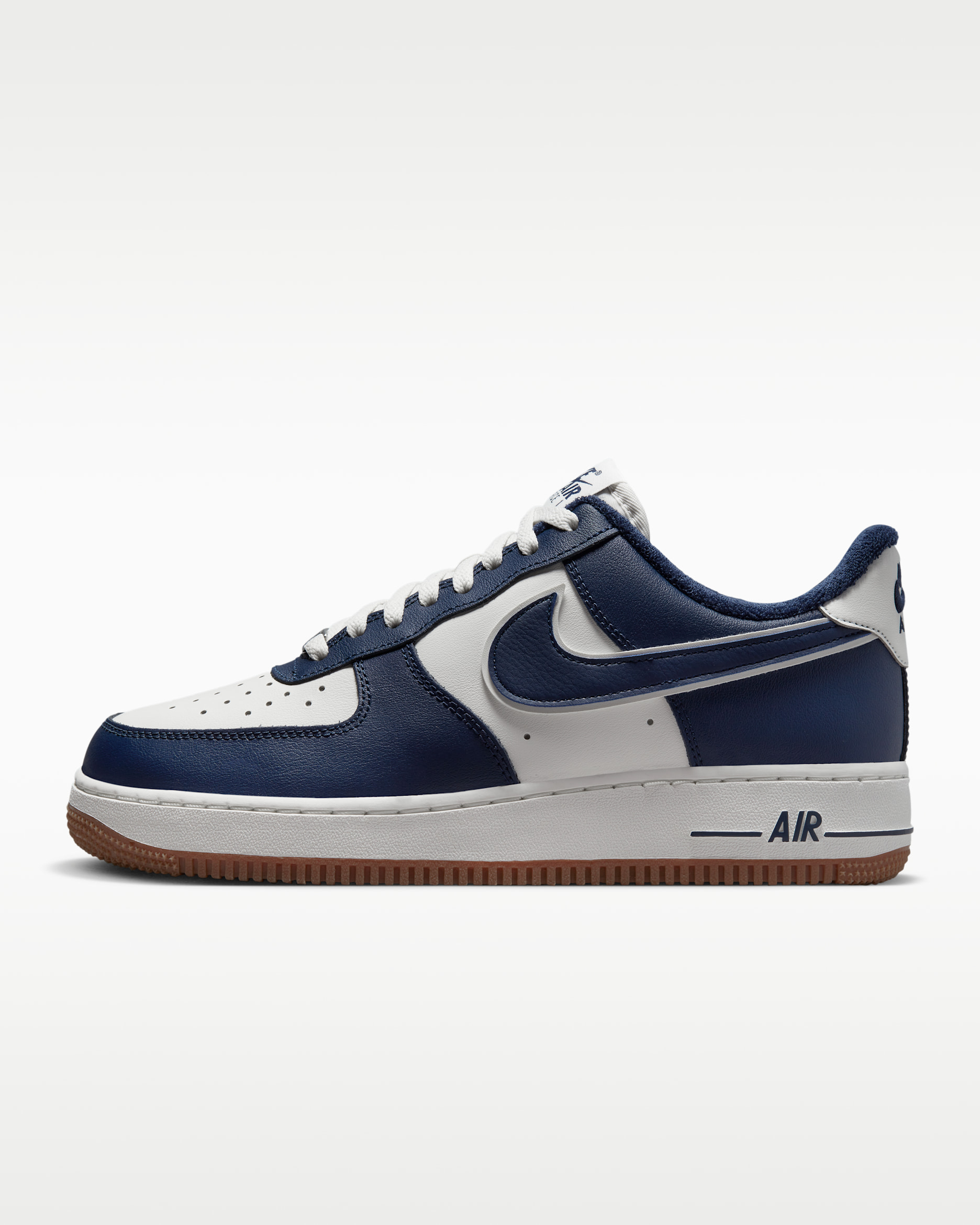 靴 25.ocm/ Nike Air Force 1 Low '07 LV8 Nike Air Force 1 '07 LV8 Men's Shoes. Nike.com